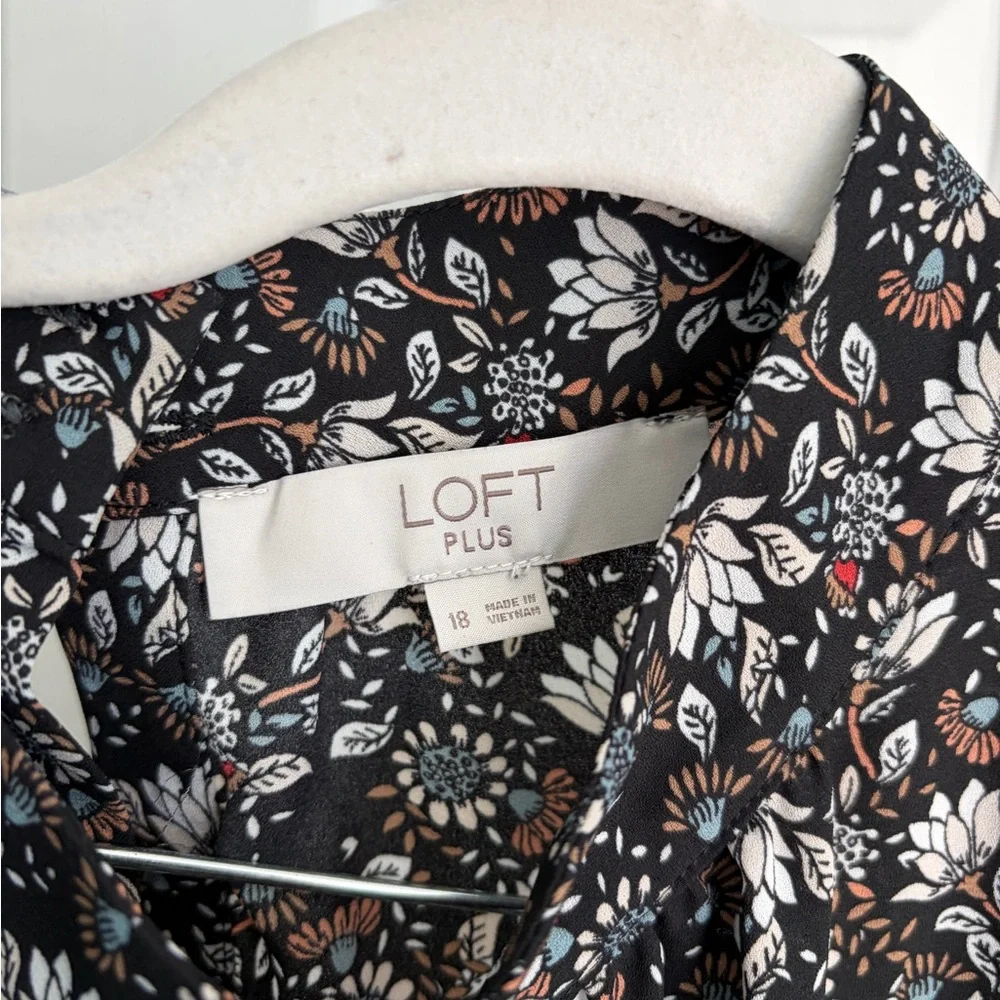 LOFT Black Floral Print Blouse - Picture 2 of 3